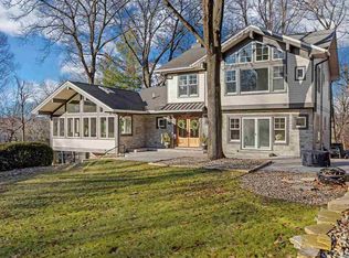 815 W Park Rd, Iowa City, IA 52246