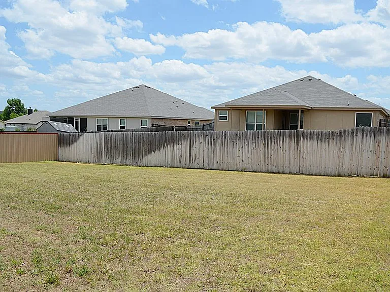 6702 Keechi Valley Dr — Photo 33