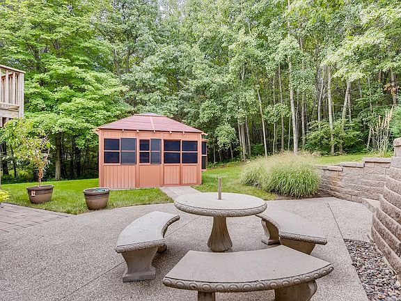 5th image of 23421 Terrace Hills Ct