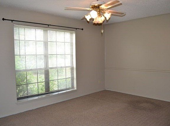 3rd image of 2615 Atkinson Dr