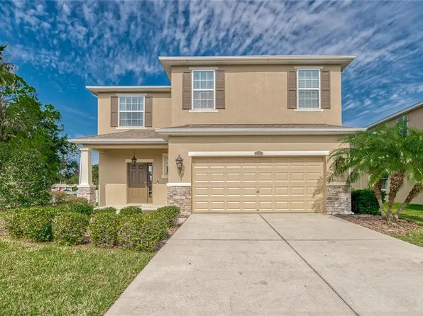 2757 Walden Woods Dr, Plant City, FL 33566