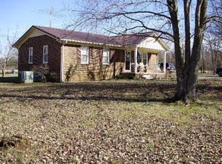 590 Harris Ln, Elkton, KY 42220