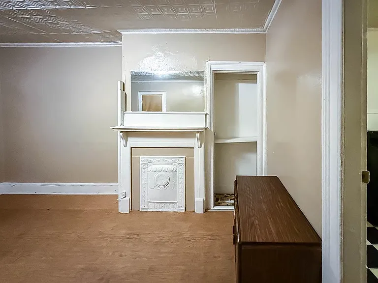 164 Griffith St #2 — Photo 5