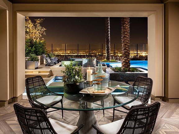 Covered Outdoor Patio