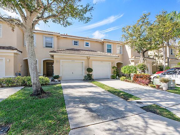 3rd image of 1515 Buckingham Avenue #1515