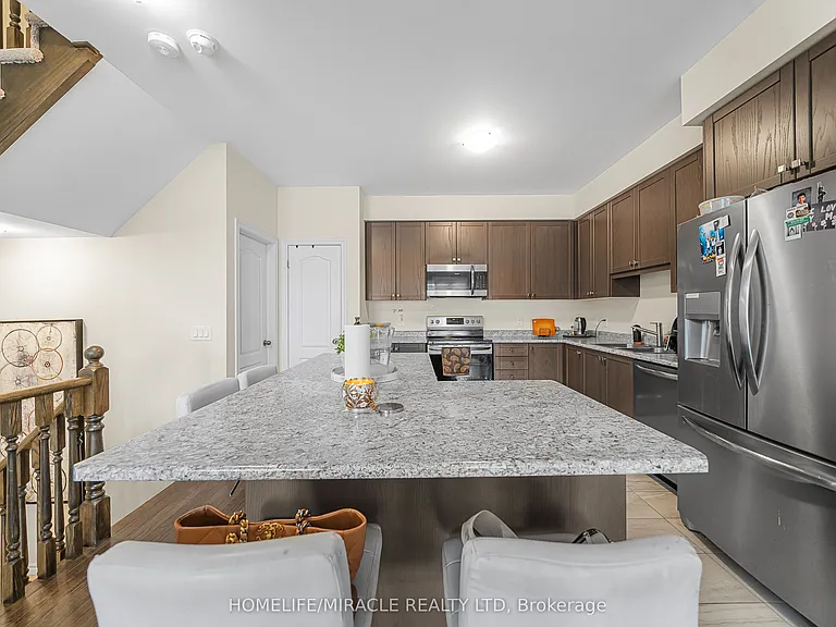 15 Glasson Ln — Photo 10