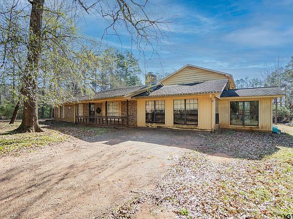 2nd image of 411 County Road 2052