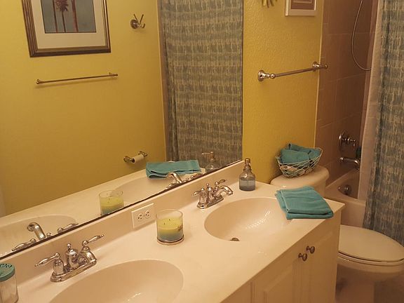 4th image of 9966 E Villa Cir