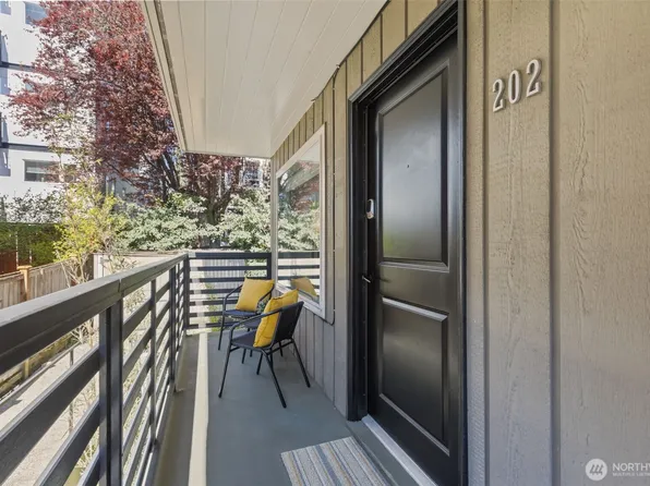 1430 NW 59th Street #202, Seattle, WA 98107