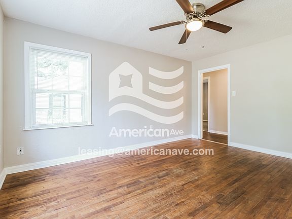 2-Living Room