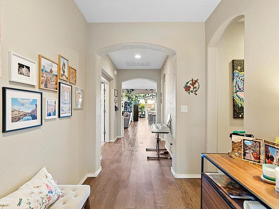 5th image of 1800 Cooke Canyon Dr NW