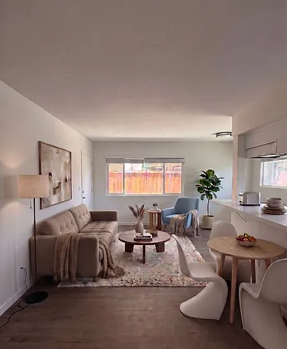 McClintock Apartments Photo 1