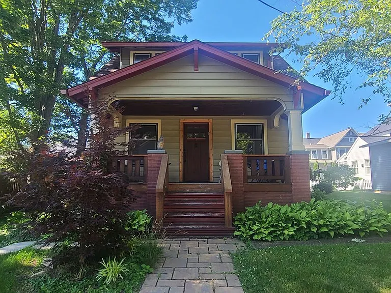 14 Hall St — Photo 1