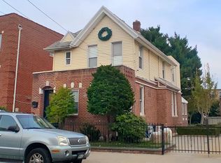 33 Van Sicklen St, Brooklyn, NY 11223