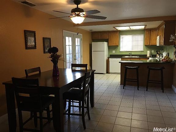 5th image of 1360 Colfax Dr