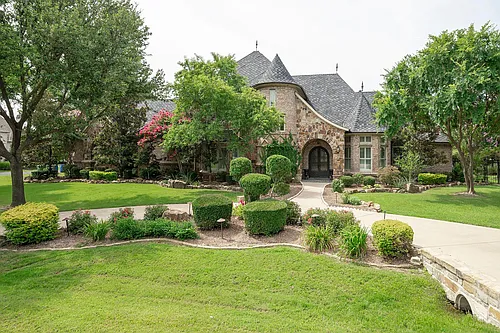 1824 Broken Bend Dr Photo 1