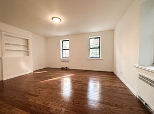 2598 36th St APT 1B, Astoria, NY 11103
