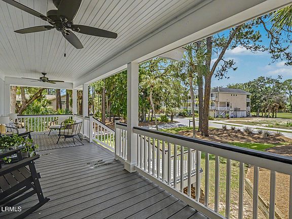 5th image of 821 Bonito Drive