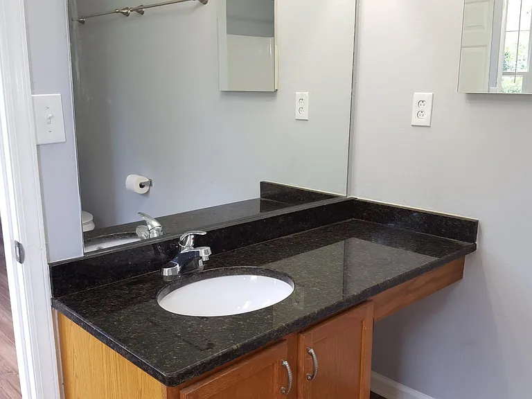 1380 Appian Way — Photo 14