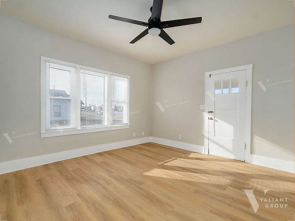 252 E Commercial St 252 E Commercial St Marshfield MO Zillow