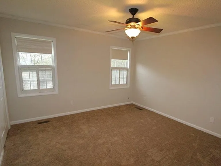 2345 Vineyard Dr #E-4 — Photo 20