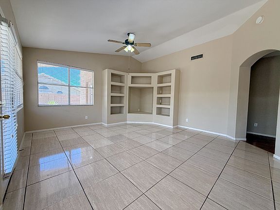 3rd image of 9821 W Yukon Dr