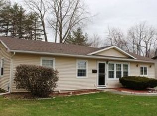 39 Bushey Rd, Pittsfield, MA 01201