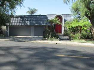 6441 E Bixby Hill Rd, Long Beach, CA 90815