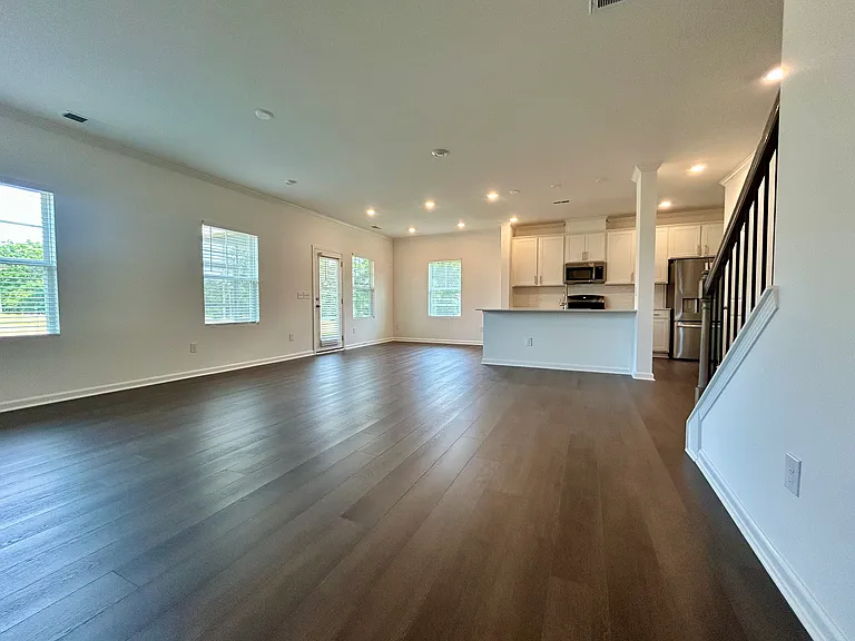 151 Hanover Dr — Photo 14