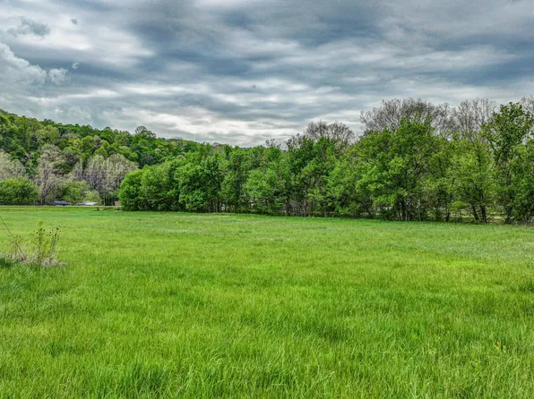 Evergreen Dr, Kingsport, TN 37660