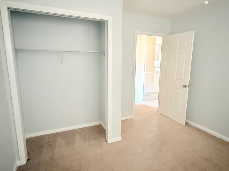 1206 Lakeside Dr — Photo 10
