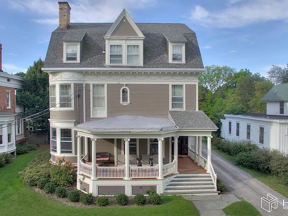 2nd image of 339-341 Allen St