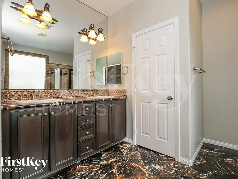 1044 Via Camelia St — Photo 11