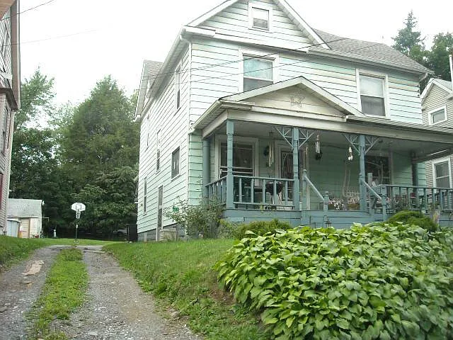 223 Poland Ave photo 1