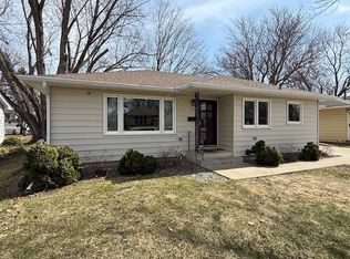 901 5th St SW, Waseca, MN 56093
