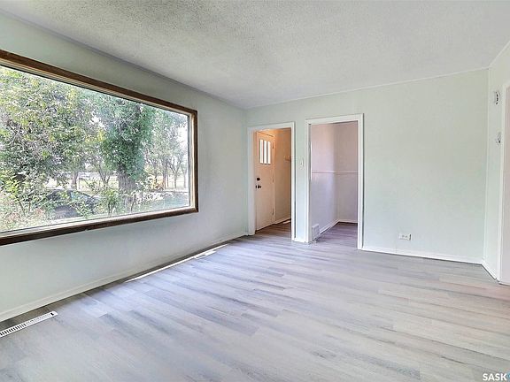 4th image of 859 Pasqua Street