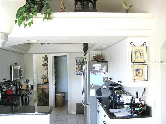 3rd image of 17404 Sabrina Cir