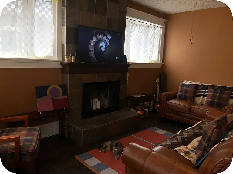 658 E Conway Ct — Photo 6