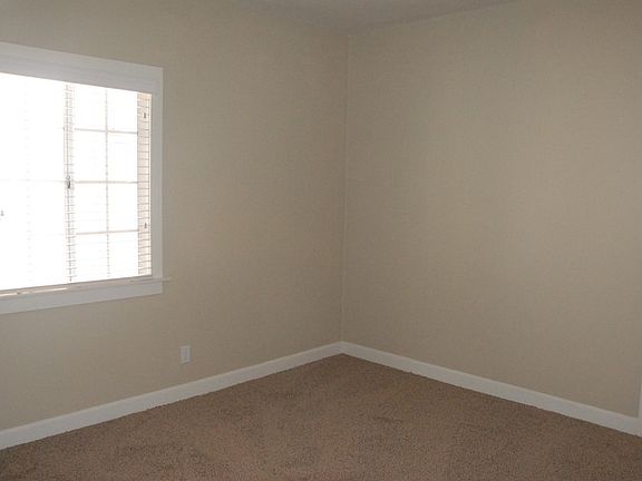 5th image of 1651 W 65th St