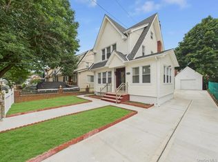 19434 115th Rd, Saint Albans, NY 11412