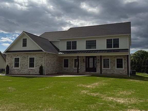 3rd image of 513 Cheltenham Ct