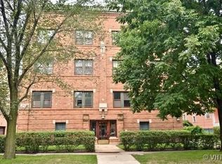 721 Foster St APT 3W, Evanston, IL 60201