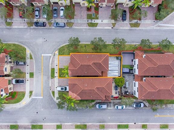5th image of 7026 NW 103rd Pl