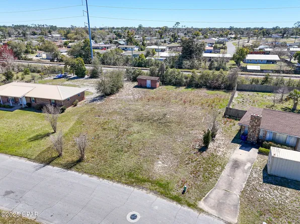 2607 W 21st Ct, Panama City, FL 32405