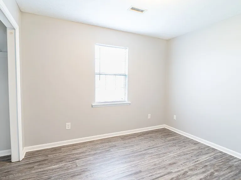 157 Nisbet Lake Rd #167 — Photo 6