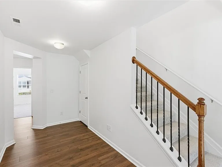 13459 Gardiner Ln — Photo 22