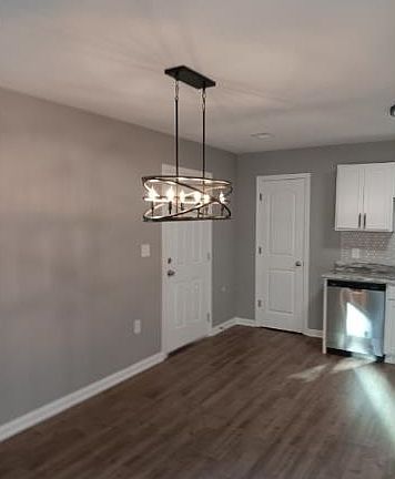 4th image of 3544 Kendrick Dr