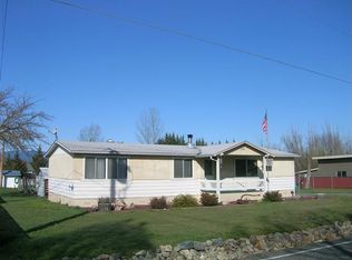 960 Buena Vista Ln, Grants Pass, OR 97527