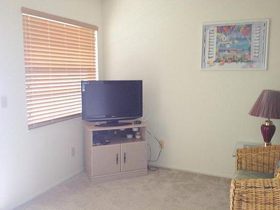 3rd image of 2 Vista Gardens Trl