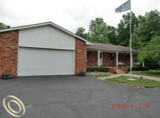 21388 Inkster Rd, Romulus, MI 48174